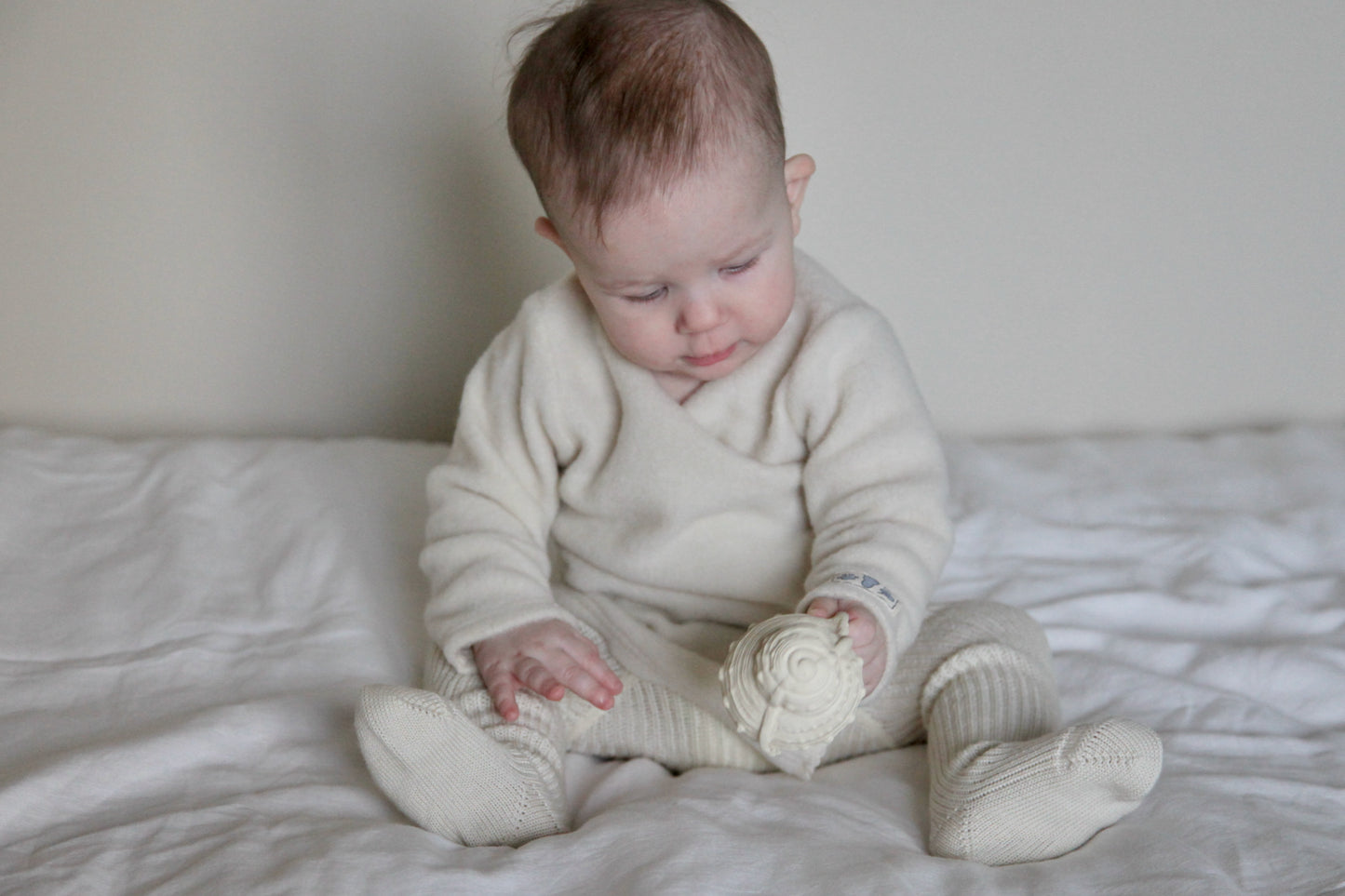 ORGANIC WOOL CARDIGAN