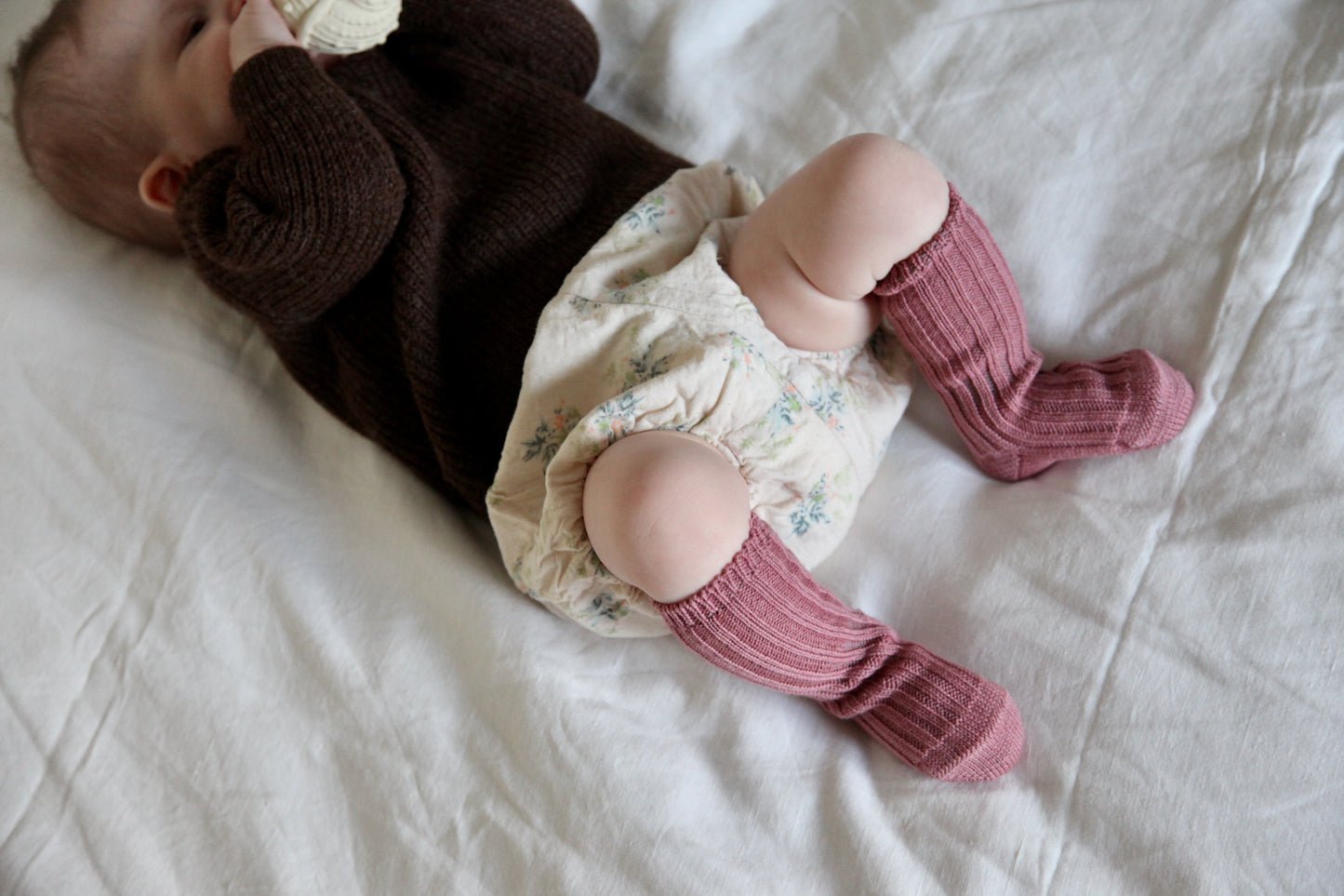 WOOL LONG BABY SOCKS - ROSE